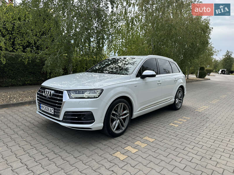 Audi SQ7 2018