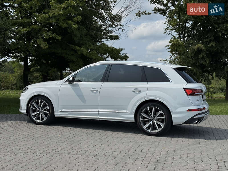 Внедорожник / Кроссовер Audi SQ7 2021 в Ивано-Франковске