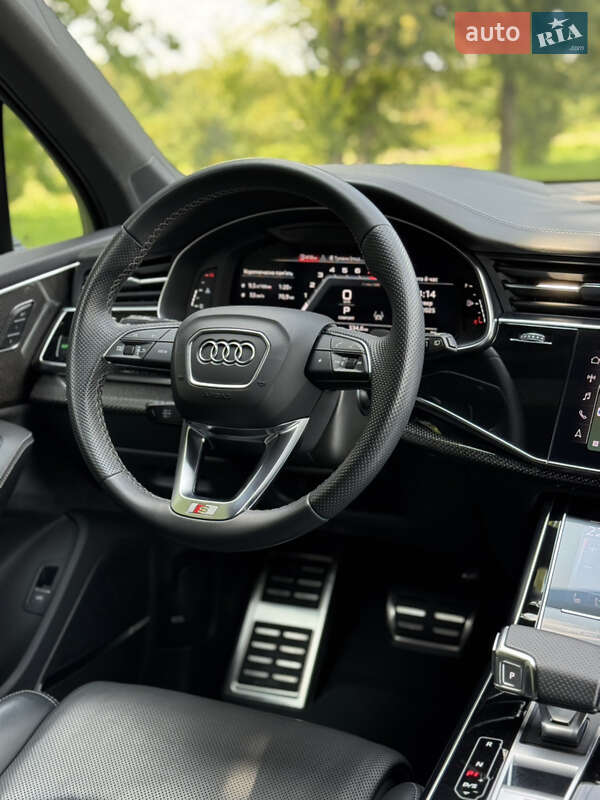 Внедорожник / Кроссовер Audi SQ7 2021 в Ивано-Франковске