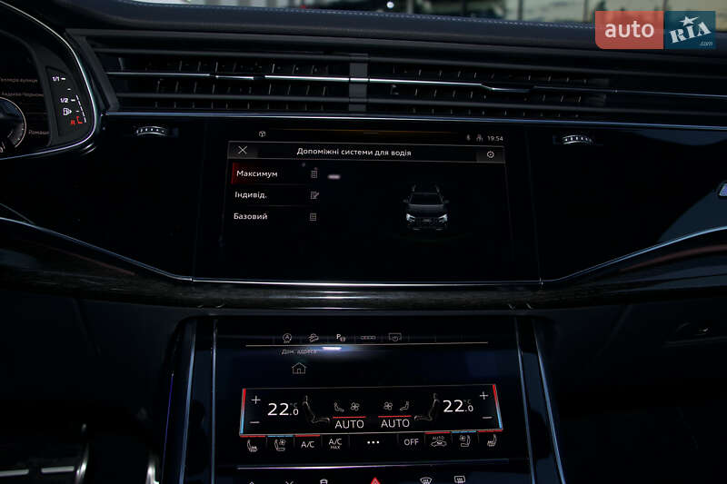 Внедорожник / Кроссовер Audi SQ7 2024 в Одессе