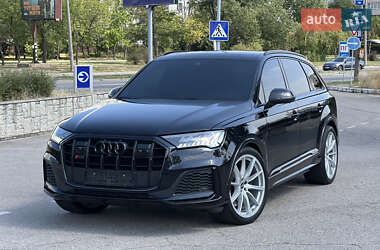 Внедорожник / Кроссовер Audi SQ7 2020 в 