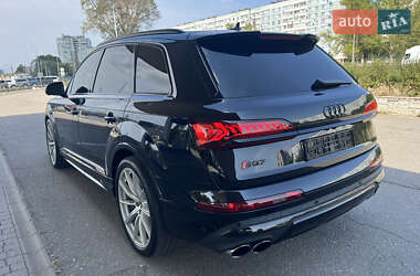 Внедорожник / Кроссовер Audi SQ7 2020 в 