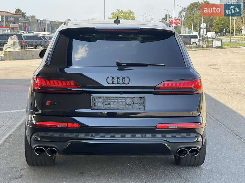 Внедорожник / Кроссовер Audi SQ7 2020 в Запорожье