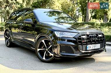 Позашляховик / Кросовер Audi SQ7 2023 в Києві