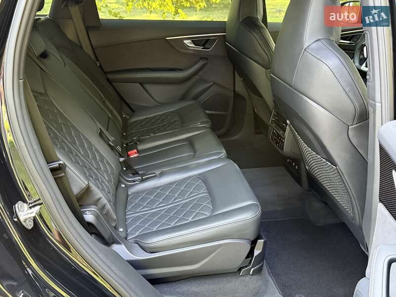 Позашляховик / Кросовер Audi SQ7 2023 в Києві