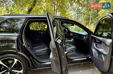 Внедорожник / Кроссовер Audi SQ7 2023 в 