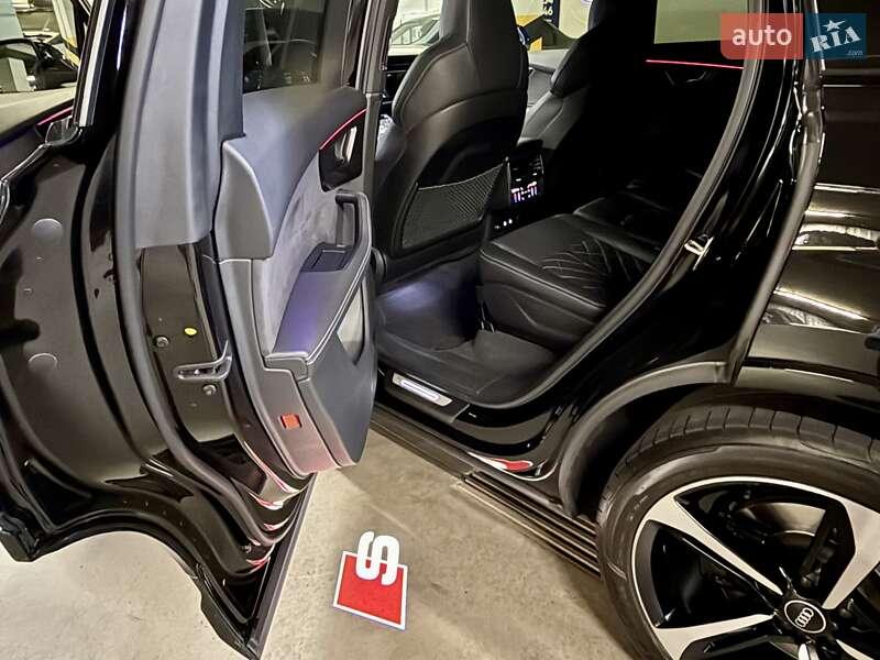 Позашляховик / Кросовер Audi SQ7 2023 в Києві