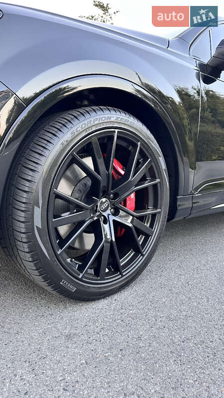 Внедорожник / Кроссовер Audi SQ7 2022 в Днепре