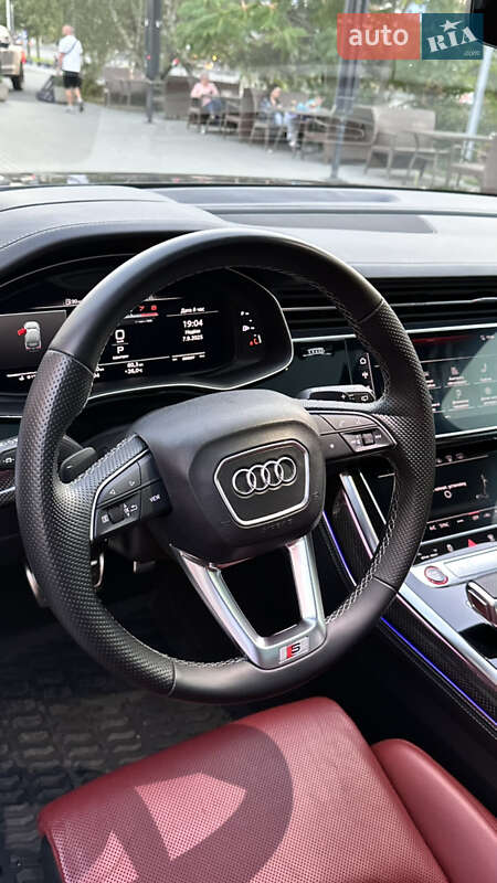 Внедорожник / Кроссовер Audi SQ7 2022 в Днепре