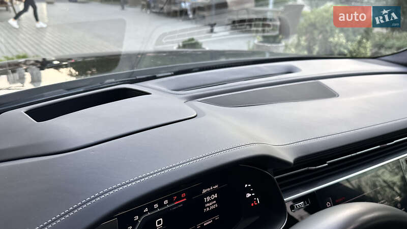 Внедорожник / Кроссовер Audi SQ7 2022 в Днепре