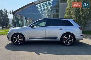 Внедорожник / Кроссовер Audi SQ7 2017 в 