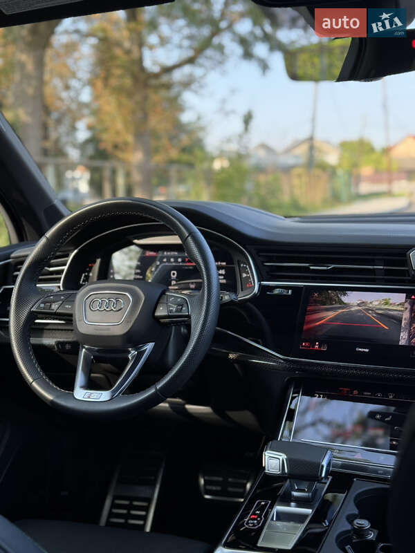Внедорожник / Кроссовер Audi SQ7 2021 в Ивано-Франковске