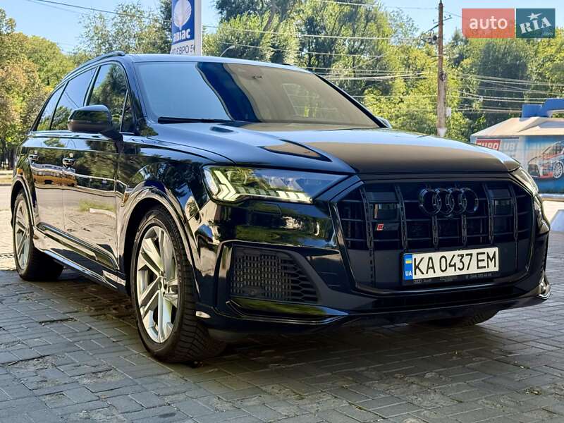 Внедорожник / Кроссовер Audi SQ7 2021 в Днепре