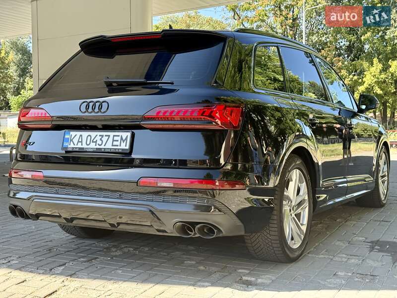 Внедорожник / Кроссовер Audi SQ7 2021 в Днепре
