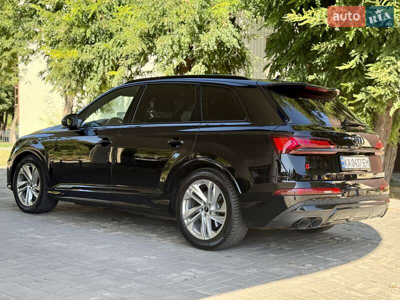 Внедорожник / Кроссовер Audi SQ7 2021 в Днепре