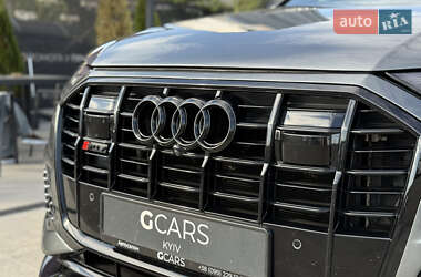Позашляховик / Кросовер Audi SQ7 2020 в 