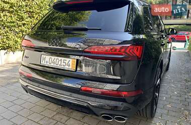 Внедорожник / Кроссовер Audi SQ7 2021 в 