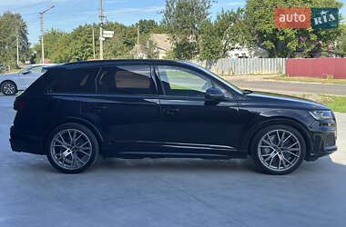 Внедорожник / Кроссовер Audi SQ7 2020 в 