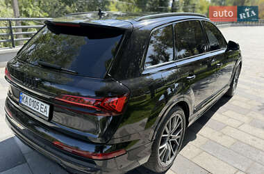 Внедорожник / Кроссовер Audi SQ7 2019 в 