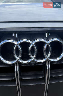 Внедорожник / Кроссовер Audi SQ7 2020 в 