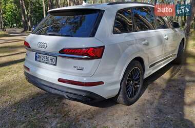 Внедорожник / Кроссовер Audi SQ7 2020 в 