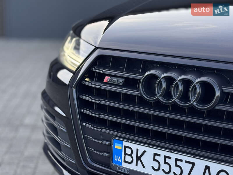 Внедорожник / Кроссовер Audi SQ7 2017 в Сарнах фото 6 Внедорожник / Кроссовер Audi SQ7 2017 в Сарнах