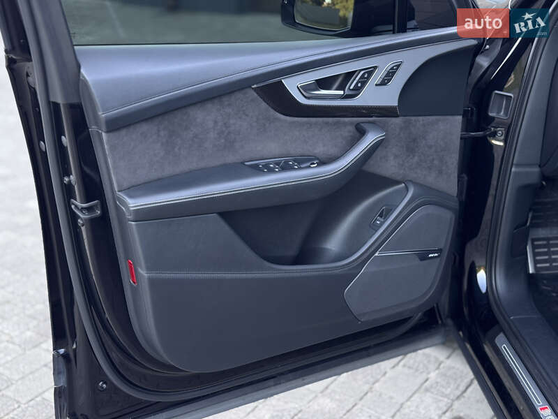 Внедорожник / Кроссовер Audi SQ7 2017 в Сарнах фото 16 Внедорожник / Кроссовер Audi SQ7 2017 в Сарнах