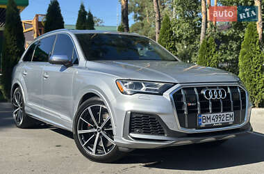 Внедорожник / Кроссовер Audi SQ7 2022 в 