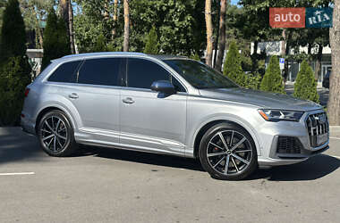 Внедорожник / Кроссовер Audi SQ7 2022 в 