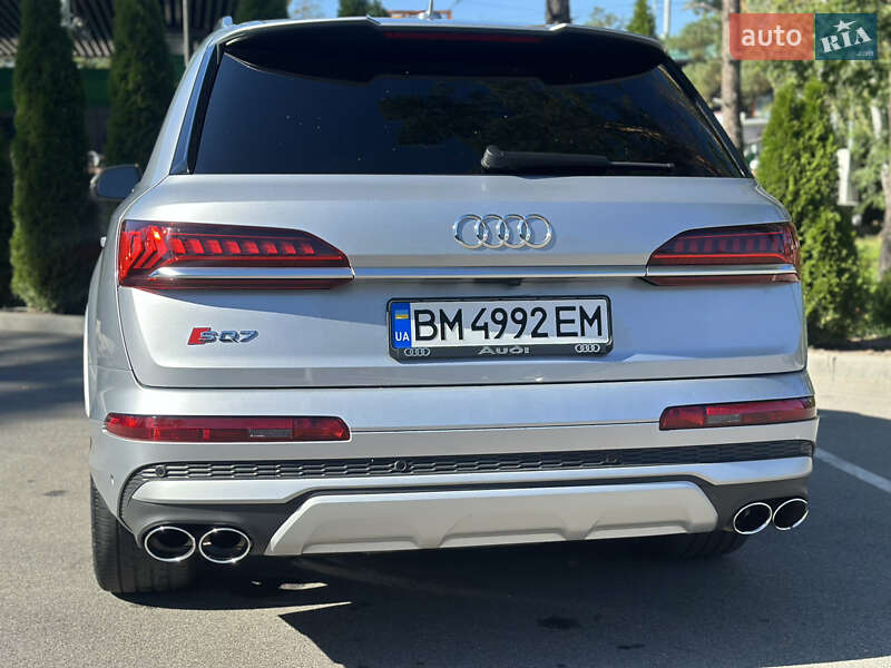 Внедорожник / Кроссовер Audi SQ7 2022 в Киеве