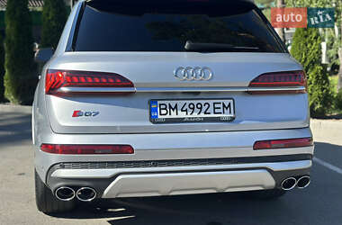 Внедорожник / Кроссовер Audi SQ7 2022 в 