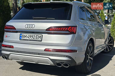 Внедорожник / Кроссовер Audi SQ7 2022 в 