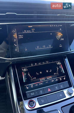 Внедорожник / Кроссовер Audi SQ7 2022 в 
