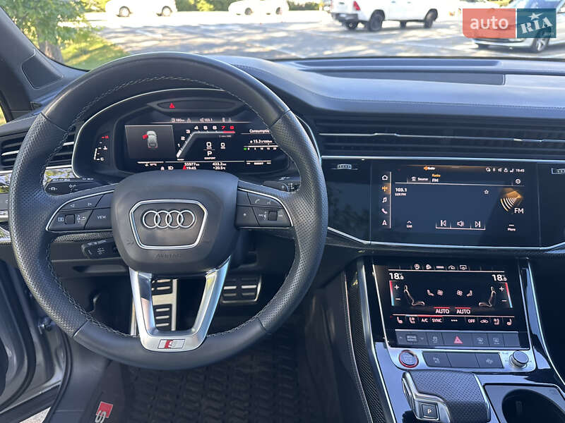 Внедорожник / Кроссовер Audi SQ7 2022 в Киеве