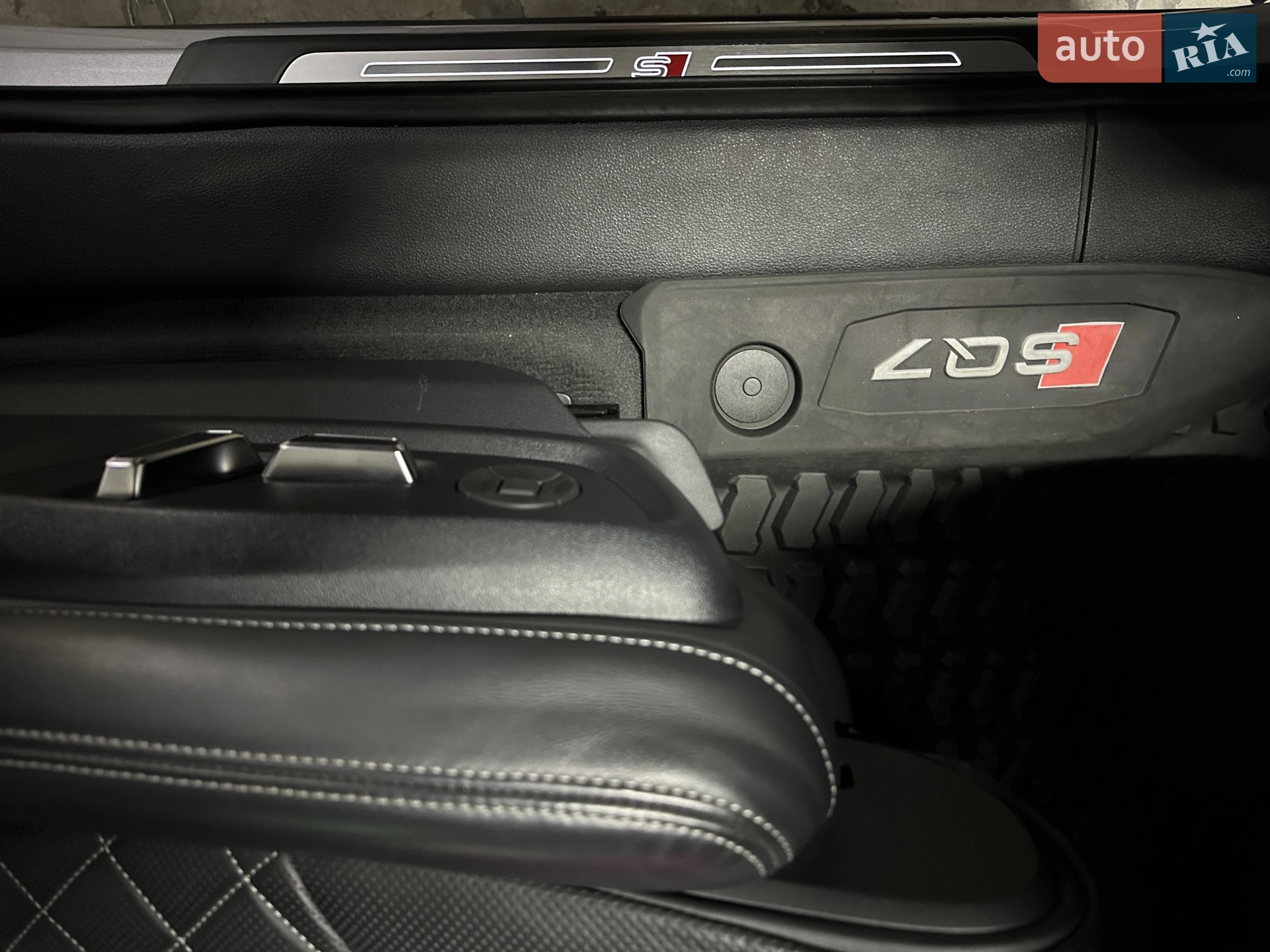 2020 Audi SQ7 - мініатюра 27