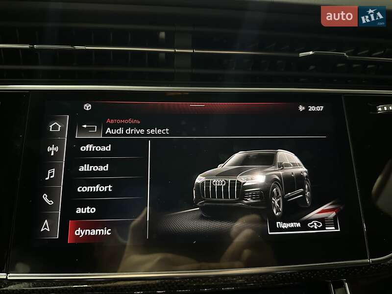 Внедорожник / Кроссовер Audi SQ7 2020 в Киеве