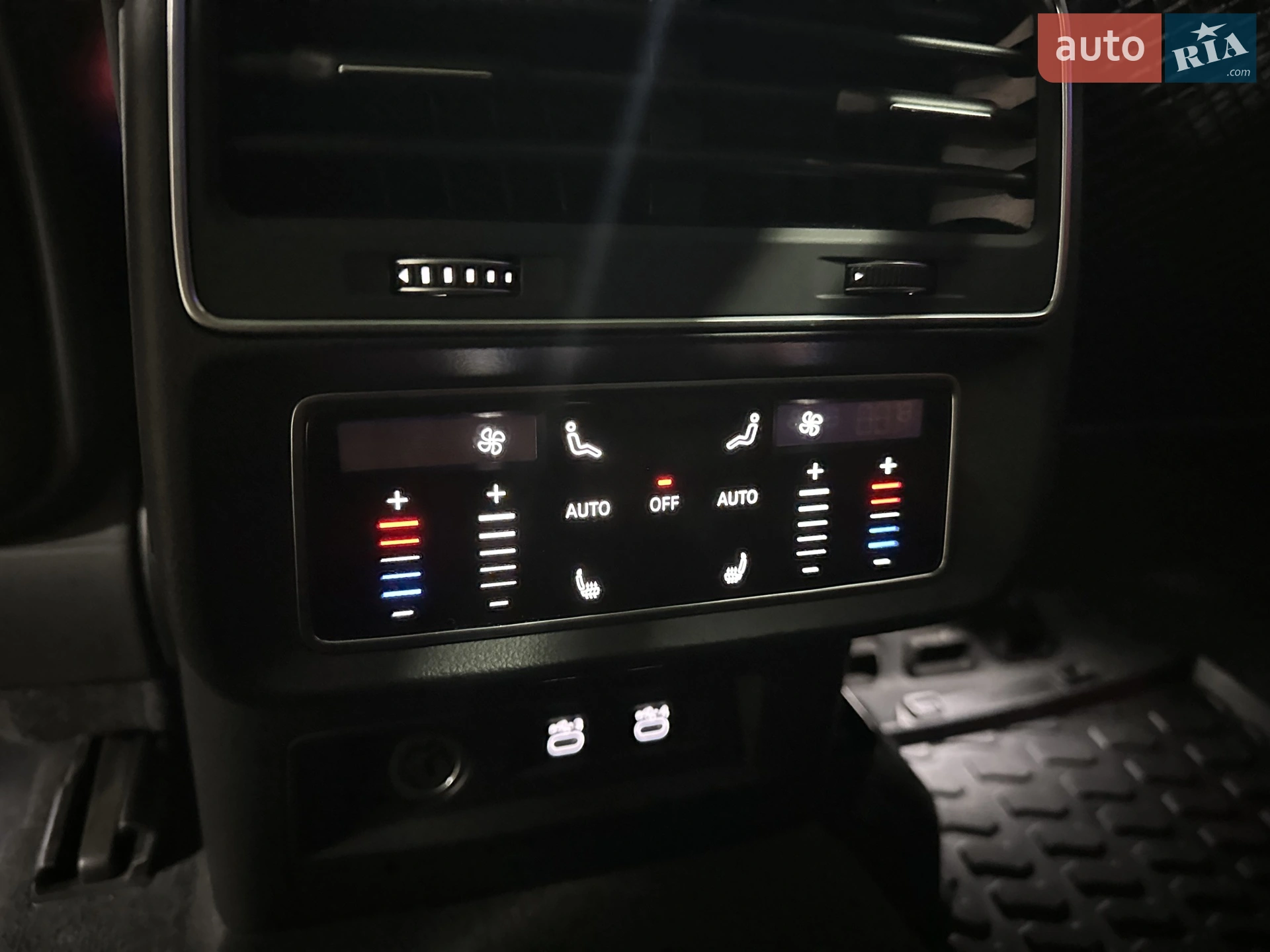 2020 Audi SQ7 - мініатюра 65