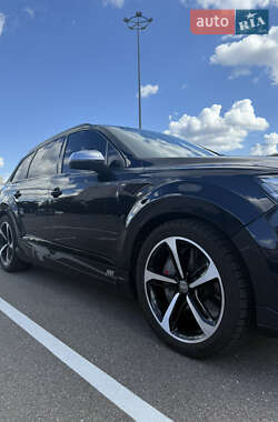 Позашляховик / Кросовер Audi SQ7 2017 в 