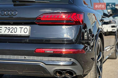 Внедорожник / Кроссовер Audi SQ7 2021 в 