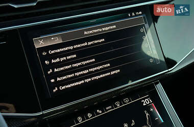 Внедорожник / Кроссовер Audi SQ7 2021 в 