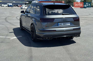 Внедорожник / Кроссовер Audi SQ7 2018 в 