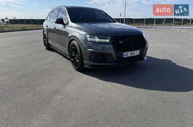 Позашляховик / Кросовер Audi SQ7 2018 в Дніпрі