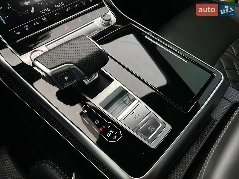 Внедорожник / Кроссовер Audi SQ7 2020 в Киеве