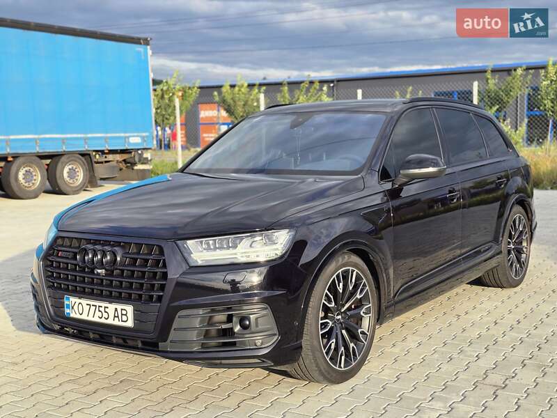 Позашляховик / Кросовер Audi SQ7 2018 в Мукачевому