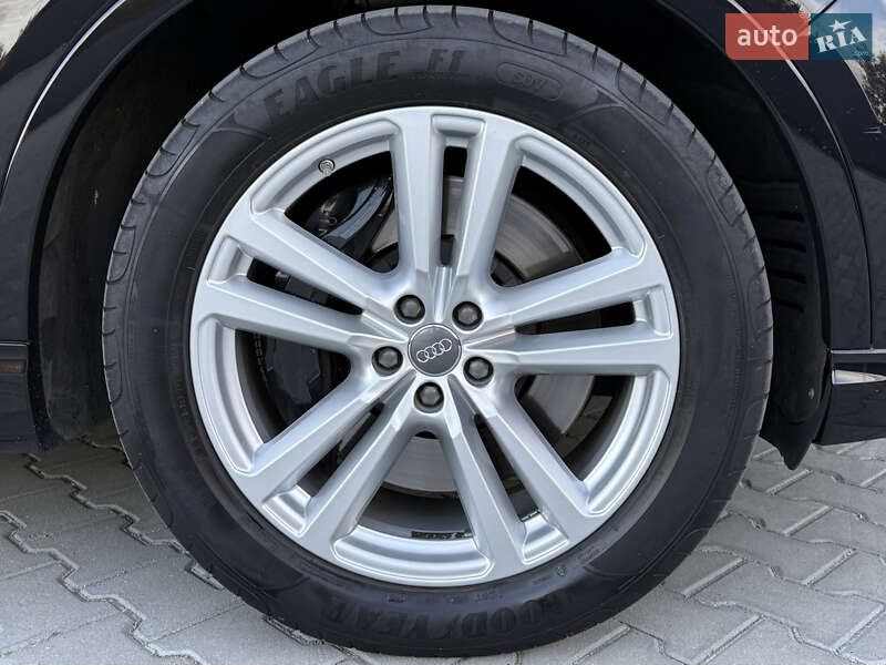 Внедорожник / Кроссовер Audi SQ7 2017 в Мукачево фото 10 Внедорожник / Кроссовер Audi SQ7 2017 в Мукачево