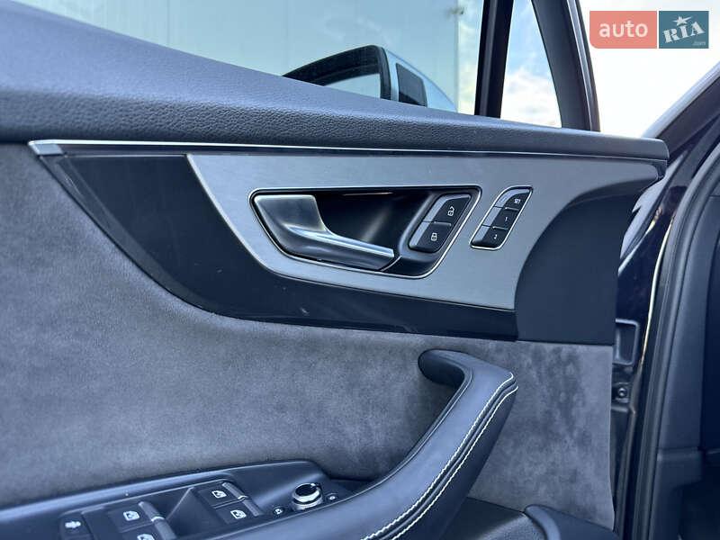 Внедорожник / Кроссовер Audi SQ7 2017 в Мукачево фото 15 Внедорожник / Кроссовер Audi SQ7 2017 в Мукачево