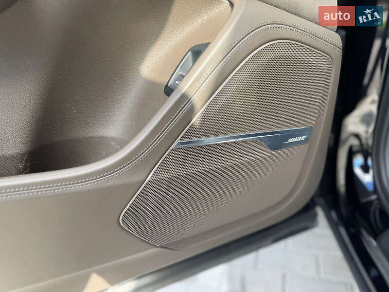 Позашляховик / Кросовер Audi SQ7 2017 в Рівному фото 11 Позашляховик / Кросовер Audi SQ7 2017 в Рівному