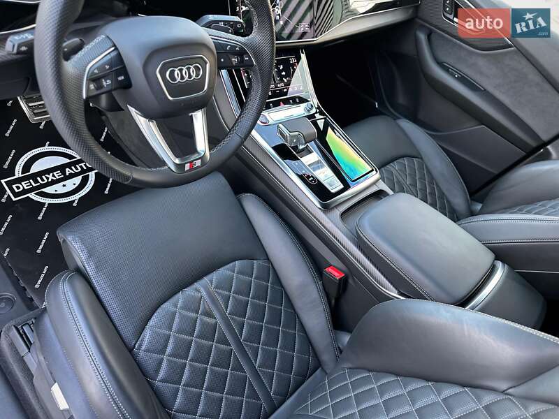 Внедорожник / Кроссовер Audi SQ7 2024 в Киеве