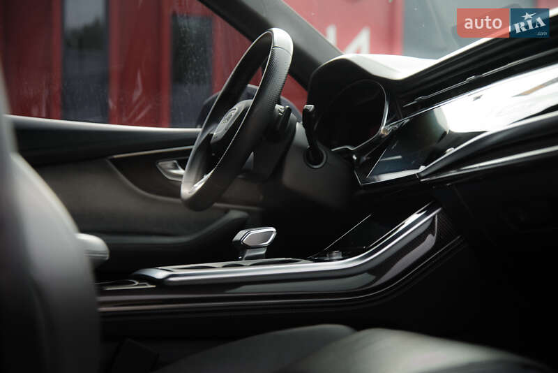 Внедорожник / Кроссовер Audi SQ7 2020 в Львове