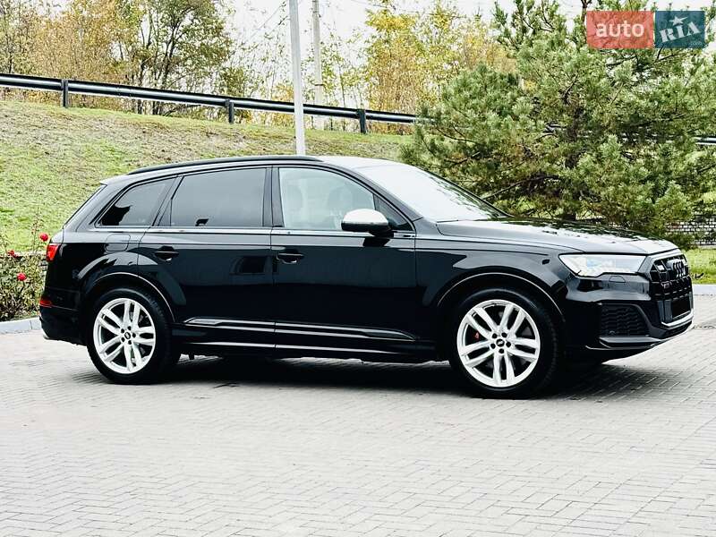 Позашляховик / Кросовер Audi SQ7 2019 в Дніпрі
